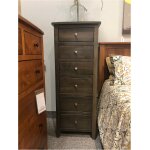 Shaker Narrow Chest
