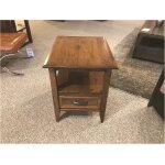 Amish Ventura End Table