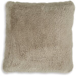 Gariland Pillow