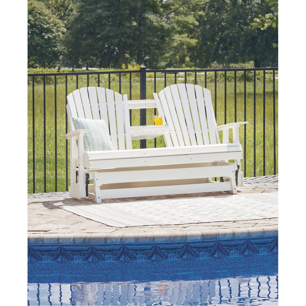 【Comfort embracement】別注ティアードプルオーバー白 Outdoor Adirondack Glider Loveseat White – Talsma Furniture - West